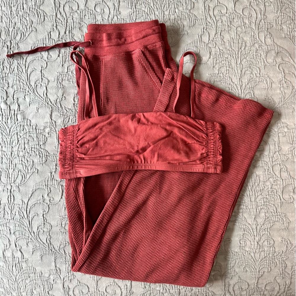 aritzia thermal set